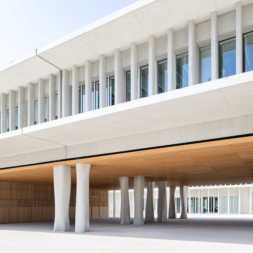 Un lycée <br/>entre ville et paysage