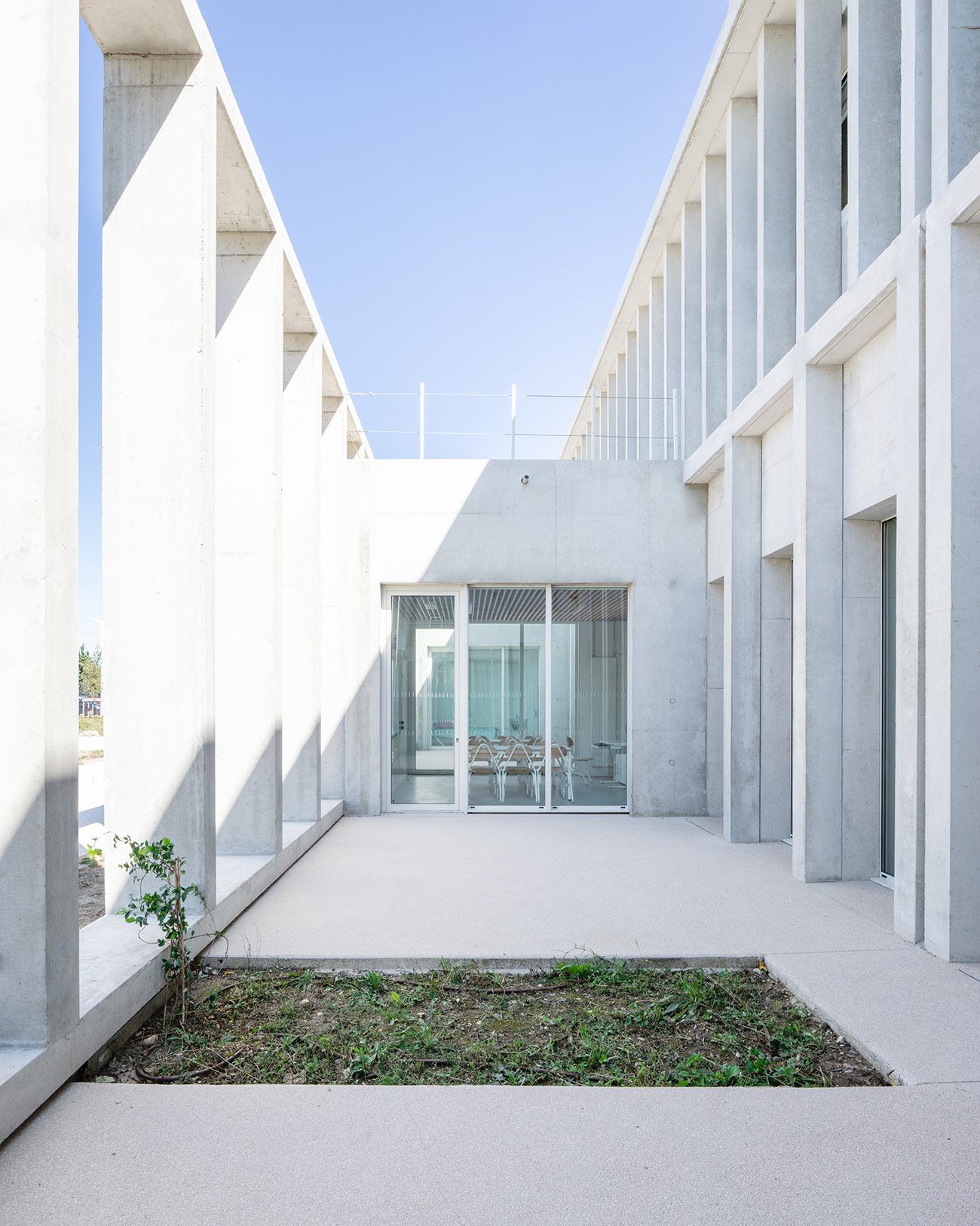 Un lycée <br/>entre ville et paysage - Chateaurenard | Architecte Marseille